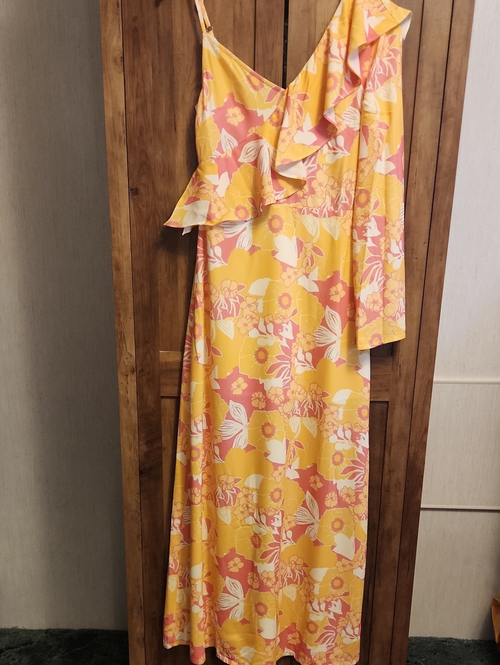 Yellow & Pink Floral One-Shoulder One Sleeve Ruffle Resort Flowy Summer Dress